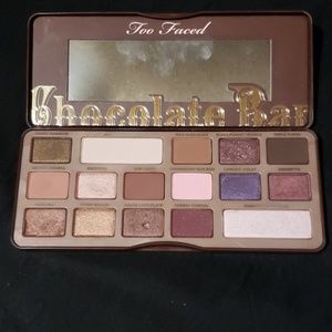 Too Faced Chocolate Bar